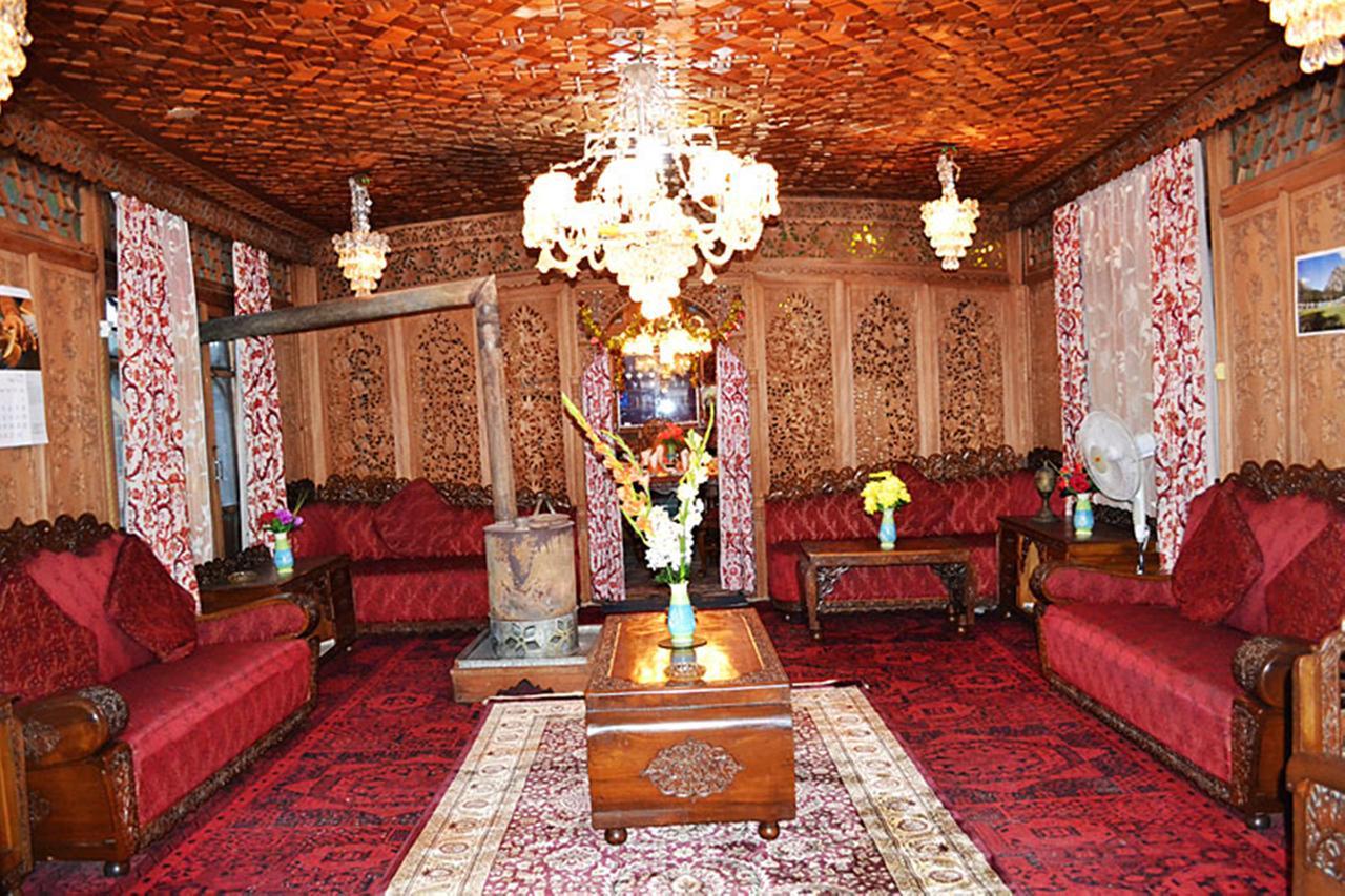 Hôtel Morning Star Group Of Houseboats à Srīnagar Extérieur photo
