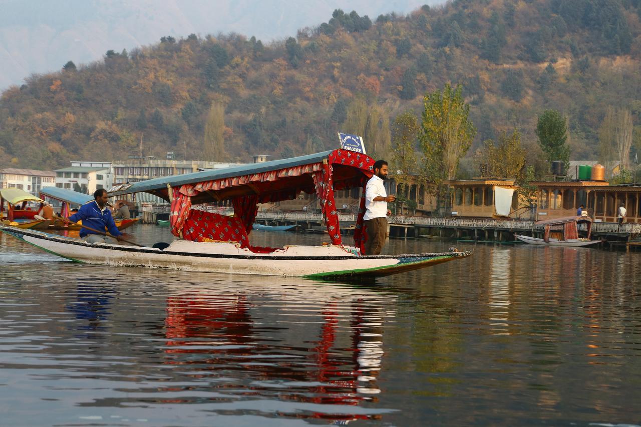 Hôtel Morning Star Group Of Houseboats à Srīnagar Extérieur photo